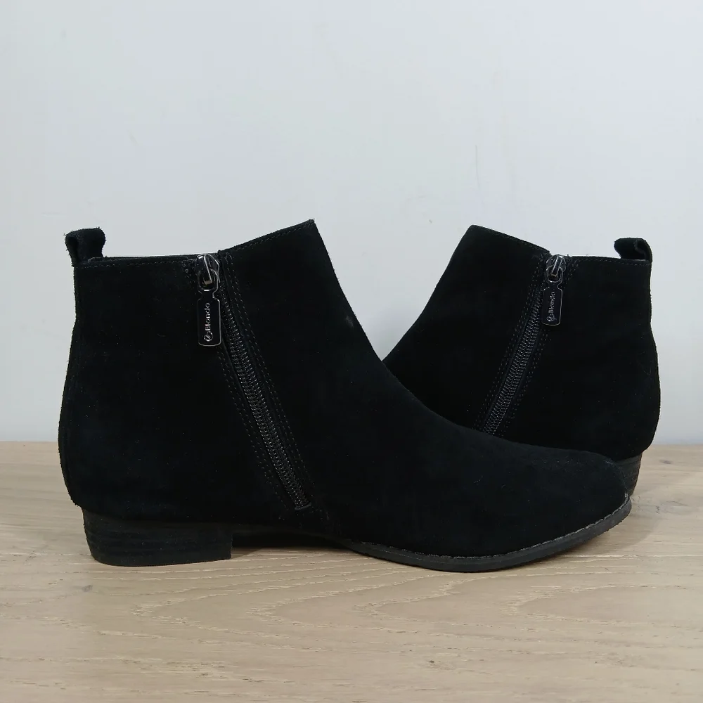 Blondo Black Leather Waterproof Chelsea Ankle Boots 654